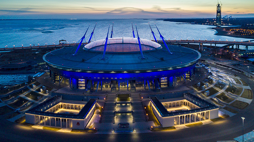 Стадион Зенит в Санкт-Петербурге, похожий на космическую тарелку фото - ЧМ по футболу 2018 в России